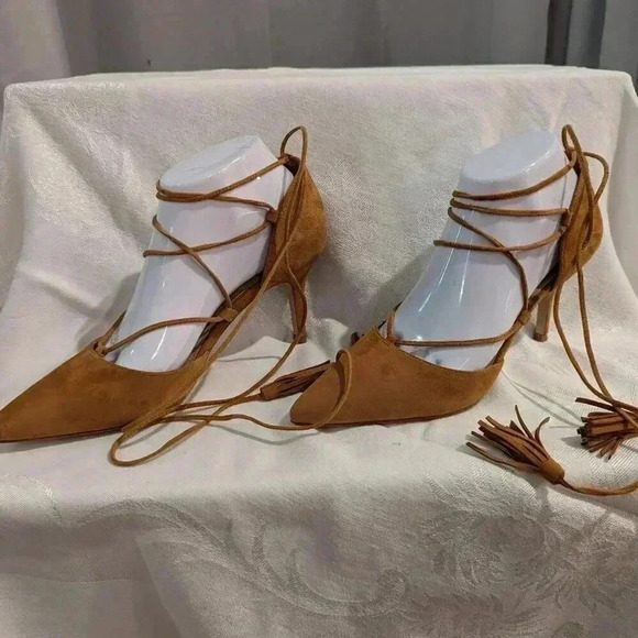 Marc Fisher Lace Up Pumps, Suede Leather Upper, Camel color, Size 7 - Picture 2 of 4